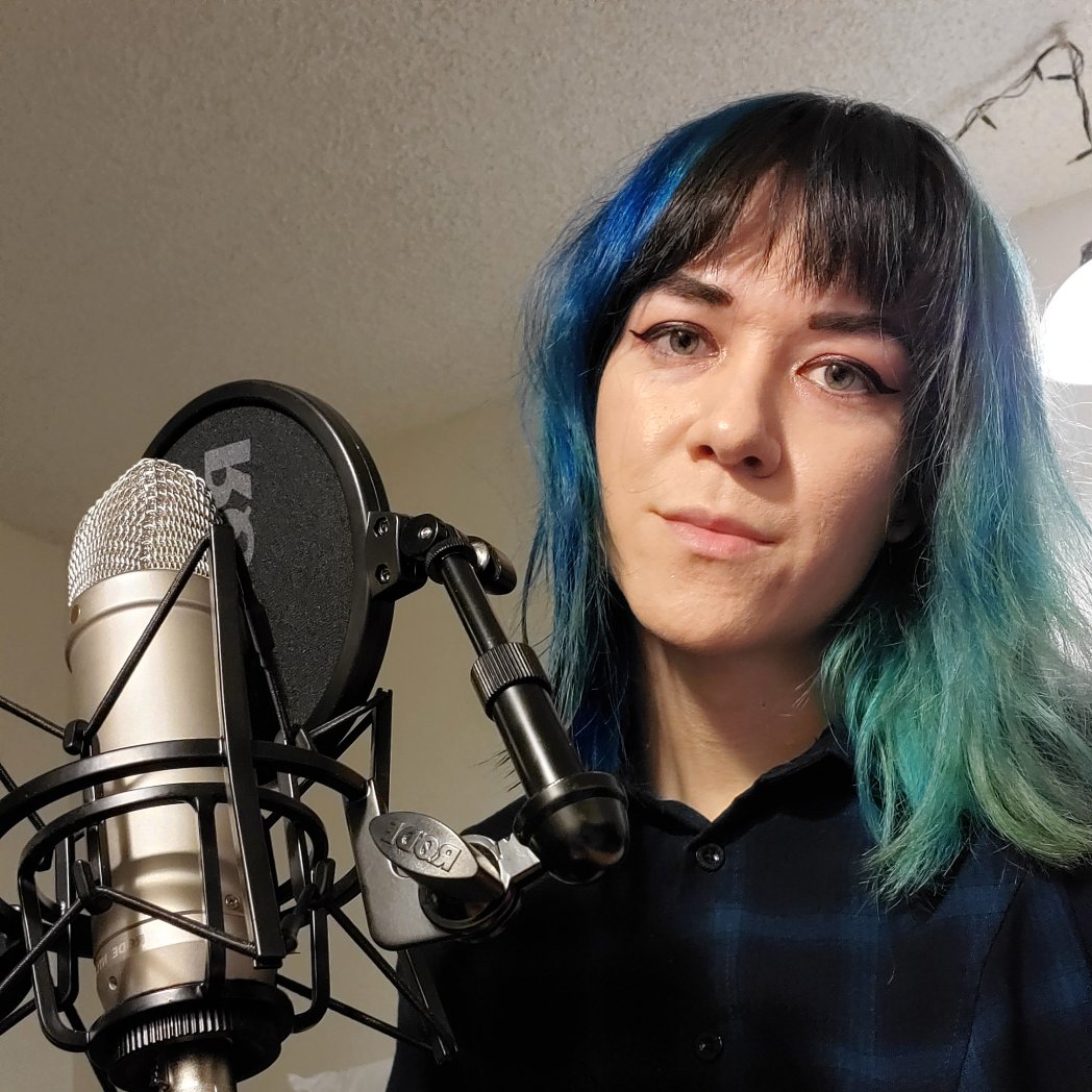 about to join shawn decker of <a href="/middlemanrecs/">middlemanrecords</a> to talk about <a href="/dreamwellri/">Dreamwell</a> and <a href="/vivid_illusion/">Vivid Illusion</a> today!!