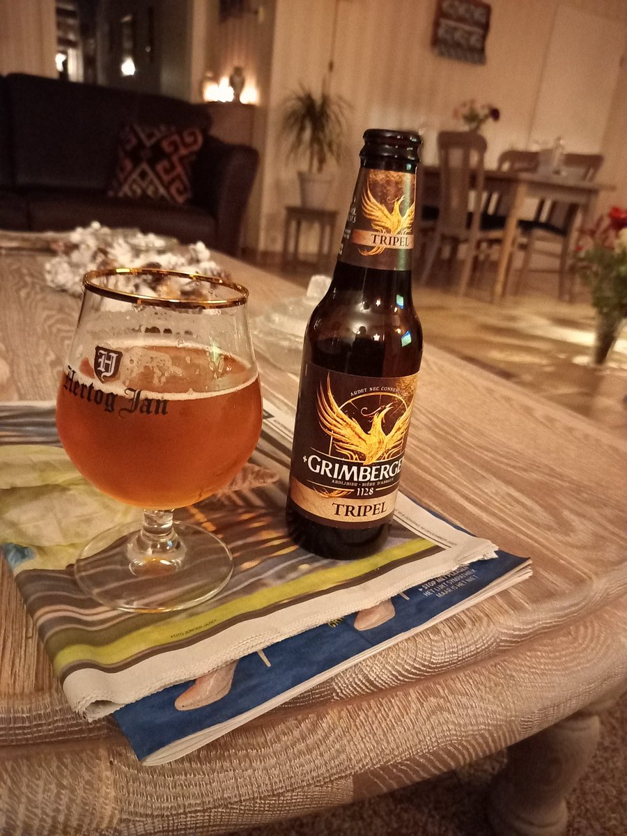 Lekker genieten van een Grimbergen tripel