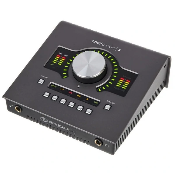 WinMusicStuff's tweet photo. Enter @AmericanMusical's giveaway and win one of two @UAudio Apollo Twin X Duo audio interfaces. Link: https://t.co/NNH7KzJCov
#giveaway #audio_interface #AmericanMusicalSupply #UniversalAudio https://t.co/M6BxB2KWgR