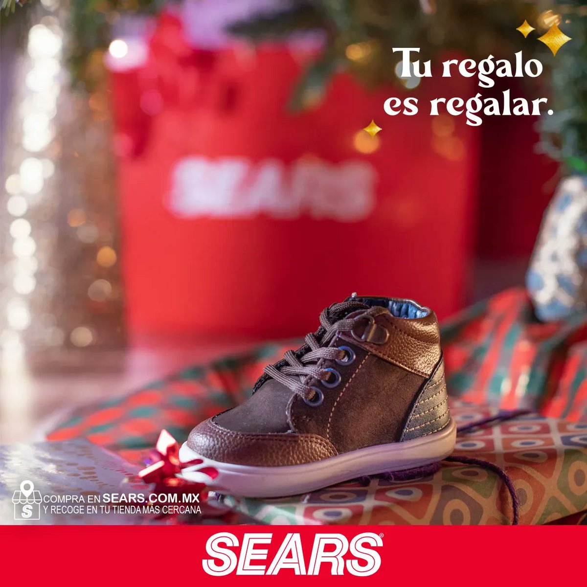 searsmexico's tweet photo. ¡Cómo vuela el tiempo! Con un abrir y cerrar de ojos ya estamos a días de Navidad. 🎁 Cuéntanos qué es lo que más te emociona de esta #NaviSears. 🎄 #TuRegaloEsRegalar #MeEntiende https://t.co/QcI1O1N3nI