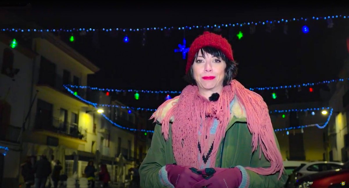 samarucdigital's tweet photo. L'equip de #Samarucdigital us desitja un feliç solstici d'hivern i un bon Nadal.
☃️ ⛄️
🎥 Ací teniu el nostre conte nadalenc
Seguiu l'estel de #LaLlumdelReciclatge !
#Nadal2021
@dipcas
https://t.co/gIwNGWihOZ https://t.co/cHdSVDqpBk