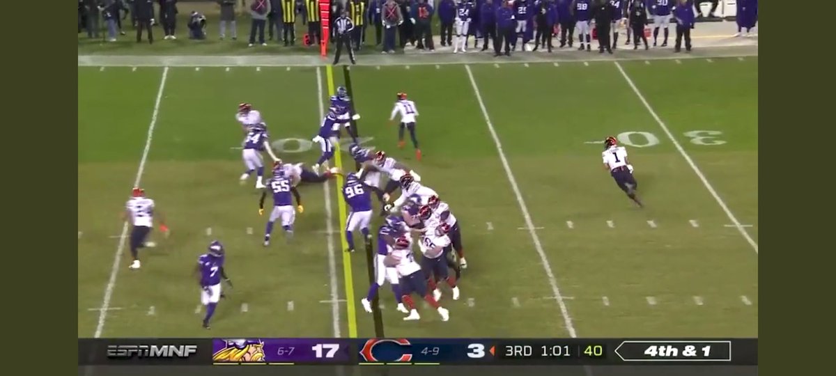 QuestforPow's tweet photo. @Nickytenfingers @Littlemacsmash8 @NoPredicates @nflmemes 24 (Herbert) was on a slant route and runs off screen just past the 35. From what I see, safeties followed receivers into deep coverage but can't tell from this clip. Herbert looks like a good target once he gets a few more yards of separation. But may have had coverage offscreen https://t.co/ORdqxIqWPq