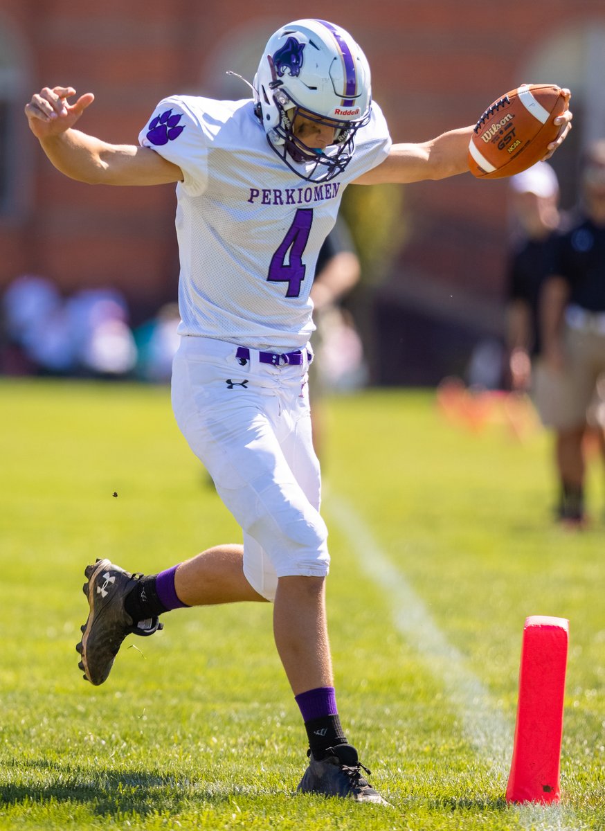 Keystone8FL's tweet photo. KSFL All-League offensive team led by @PerkAthletics Jr. QB Mikey Boyle. 21 TDs/6 INTs, 1,388 yards passing. League leader in yards and TDs.  @PottsmercSports https://t.co/zAZGjb3x0k