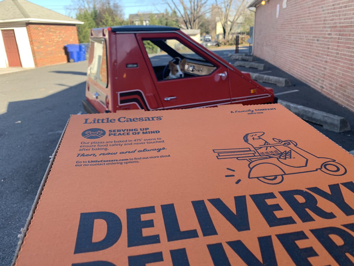 CorgiTeddy's tweet image. Thanks for the free pizza @M1_Finance from #m1wintersweepstakes