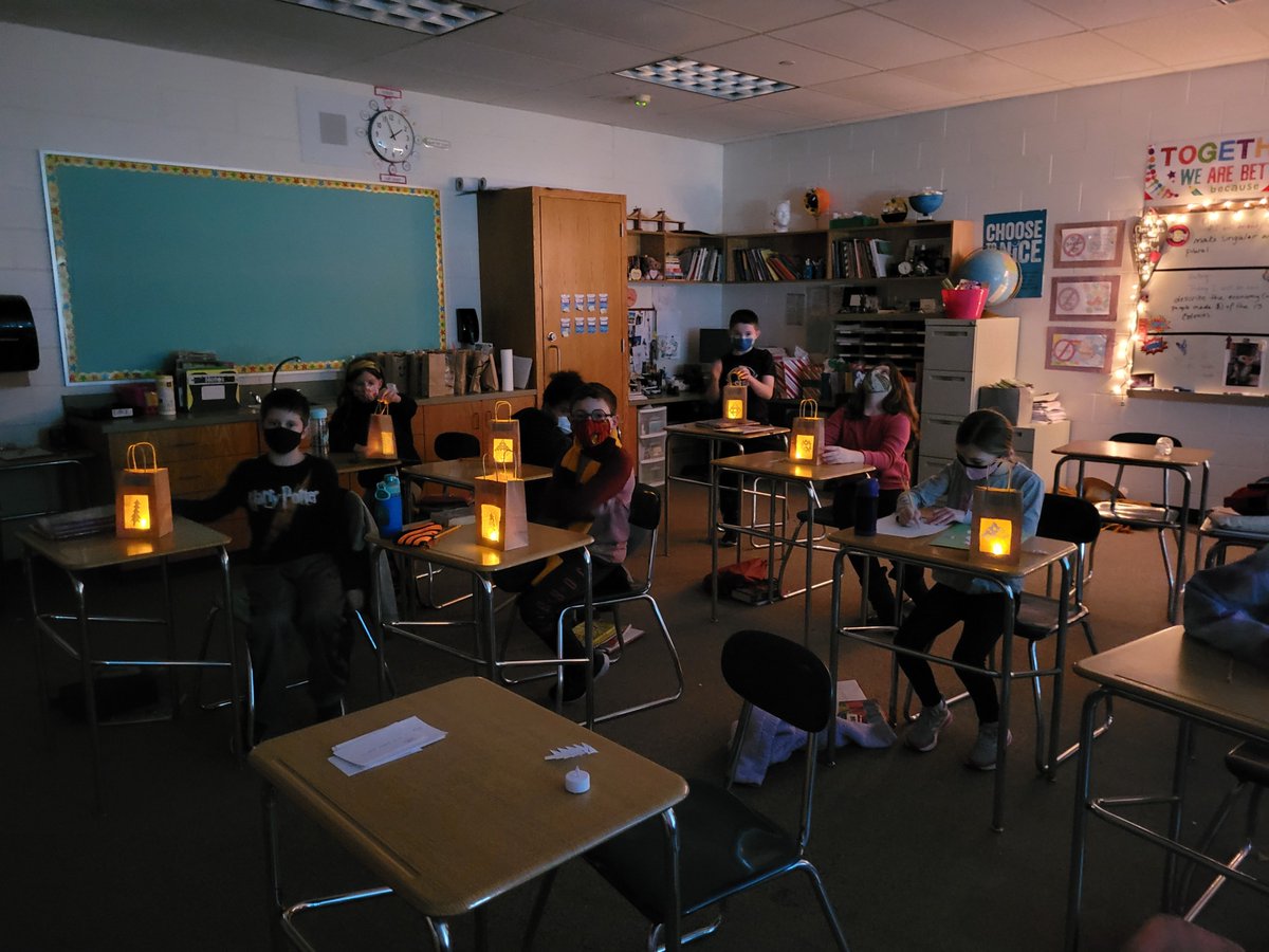 Winter Solstice Luminaries! 
<a href="/MrsAndersoncms/">Erin Anderson</a> @cms_grizzlies