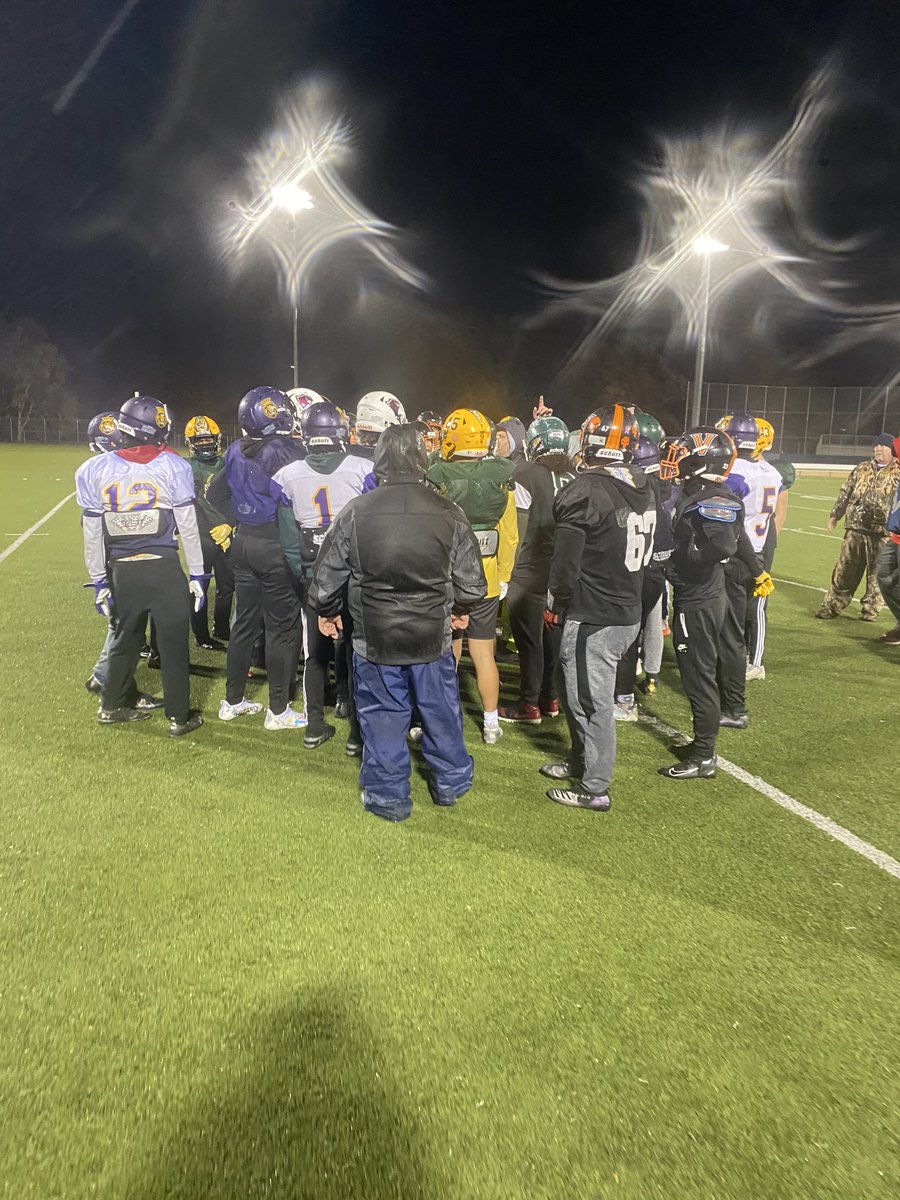 HenryAllenWash1's tweet photo. Armijo Royals last week before the all-star game. Fairfield/Vacaville vs the Bay. #breakTheHudl #ArmijoRoyals https://t.co/UhkTPw5yXf