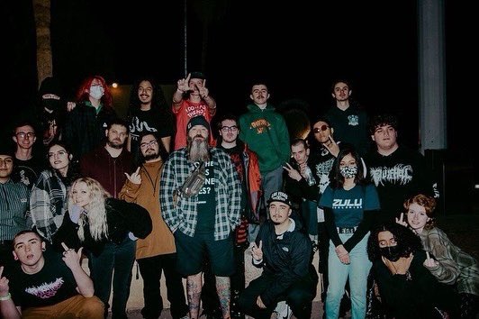 Ash Throne tweet media