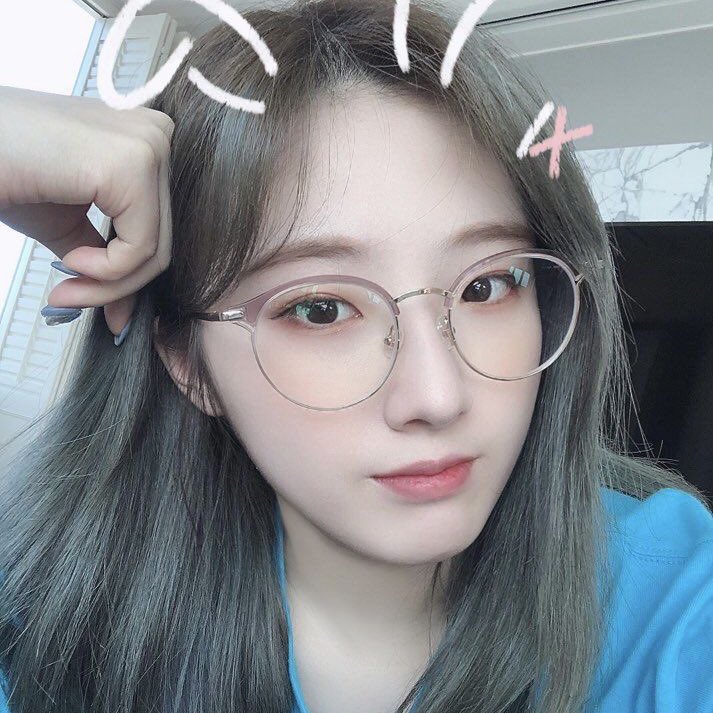 LEADERARCHIVES's tweet image. [ #이상연 #하슬 ]

loading ….. glasses 🤓