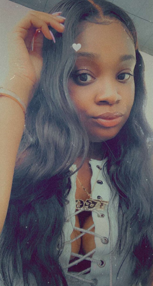 Rayaag_'s tweet photo. Rayaaa G 💕 🗣wassup ma ma 😘 https://t.co/nDVH1JtjnR