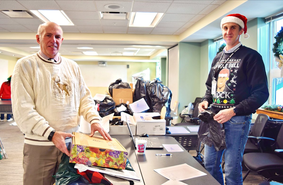 rhwhiteco's tweet image. Last week, the finance department hosted a "Santa's Workshop" where they wrapped #RHWhite and #WhiteWaters employee's holiday gifts. Donations were made to benefit St. Jude's Hospital! Great job, everyone!
