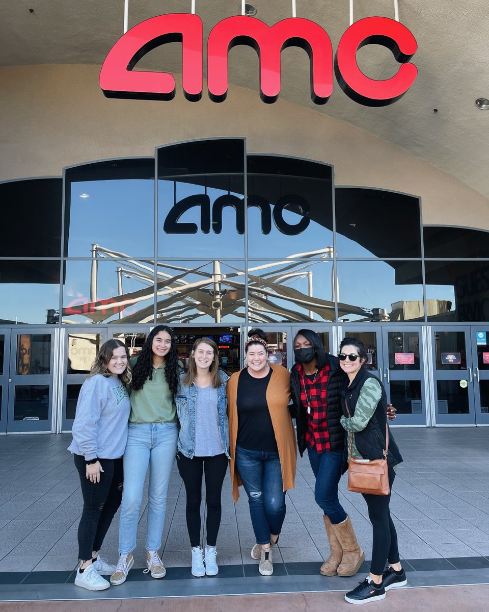 sendsandiego's tweet photo. We had the opportunity to treat these girls to a movie! We are so thankful for the ministry that Ebbie, Liz, Shelby ( @thehillsd ), and Natalia ( @mesachurchsd ) are doing here in San Diego. This was a small token of our appreciation. #SendNetwork #PrayForSD https://t.co/RhNyFaAUJj