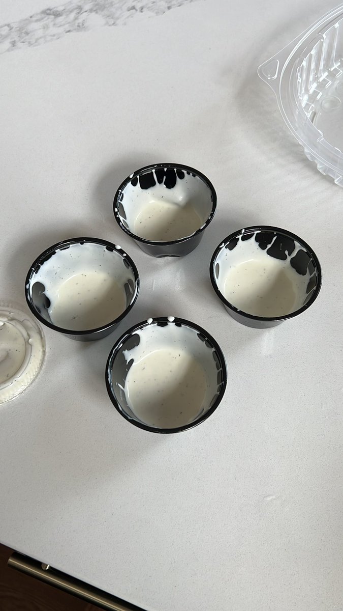 I see <a href="/redrobinburgers/">Red Robin</a> out here making jokes.