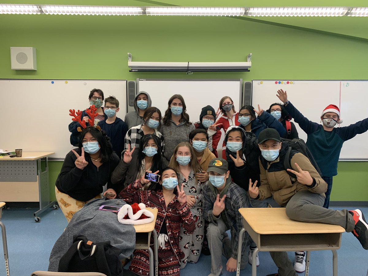 taylorissel's tweet photo. Couldn’t have asked for a better group of students and and awesome school to do my internship at!! https://t.co/lQWUqCC82m