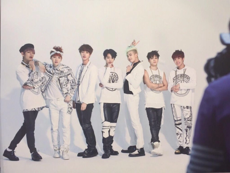 Bts wake up album. Бтс wake up. Wake up bts. Бтс-001. Bts wake up cd.