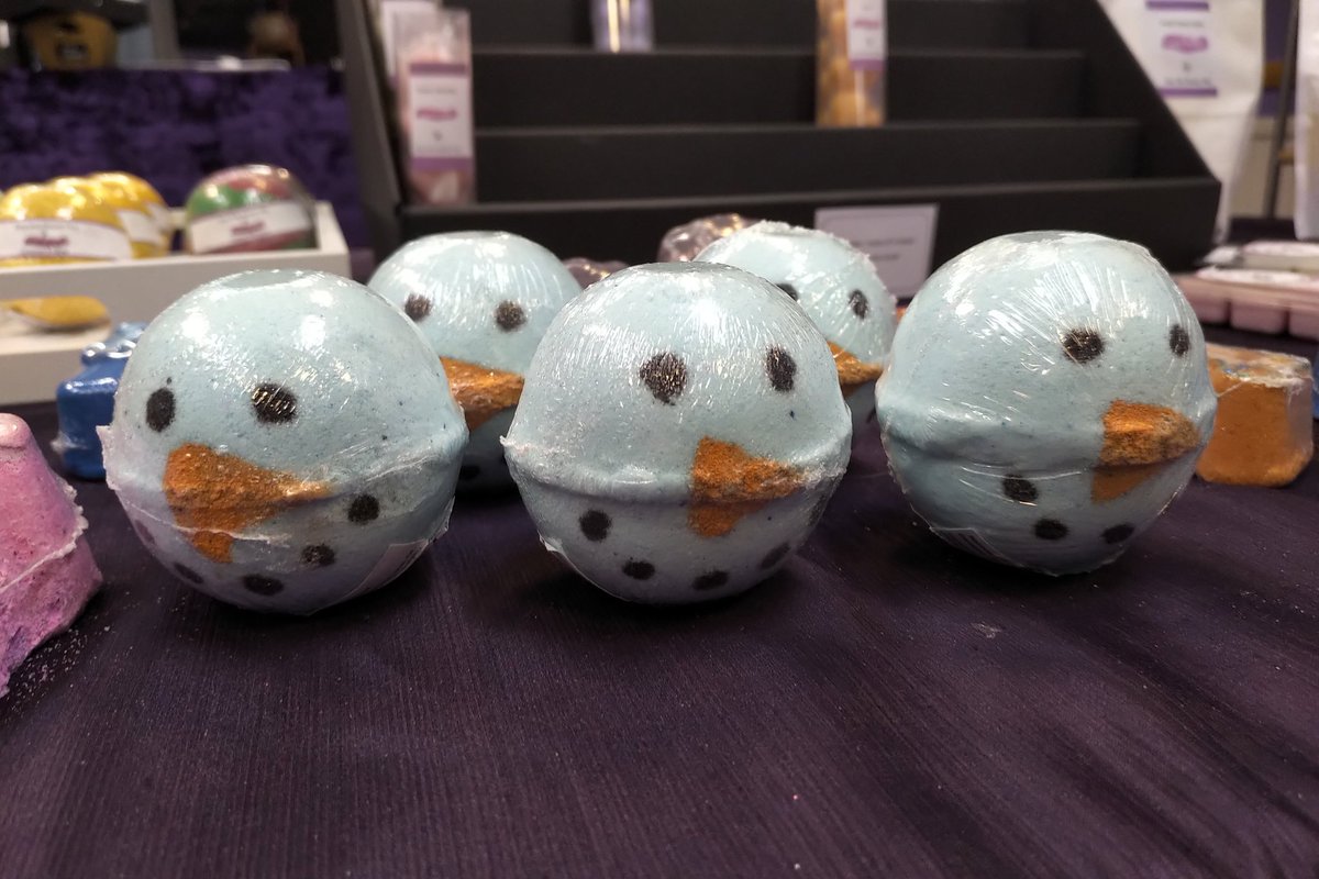 Still looking for last minute stocking fillers or Christmas Eve box goodies I have 6 of these snow men bathbombs left. £3.50 each 

Check if you've made it onto the nice list too 

Message me if you'd like to order one 

#lastminute #christmasevebox #stockingfiller #bathbomb