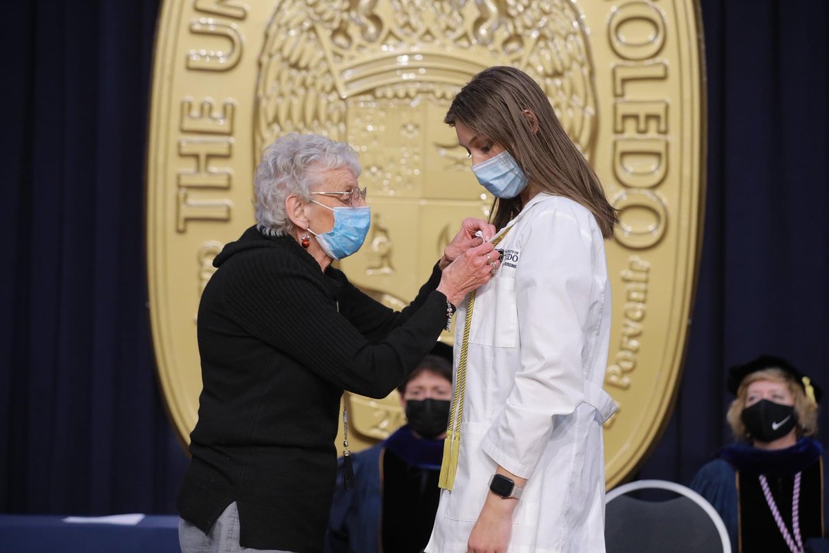 LindseyRoynon's tweet photo. Thank you Grandma for being such a role model and sharing with me the joys of being a nurse. It was such an honor to be pinned by you! @UTRocketNursing https://t.co/BEJlkCp22i