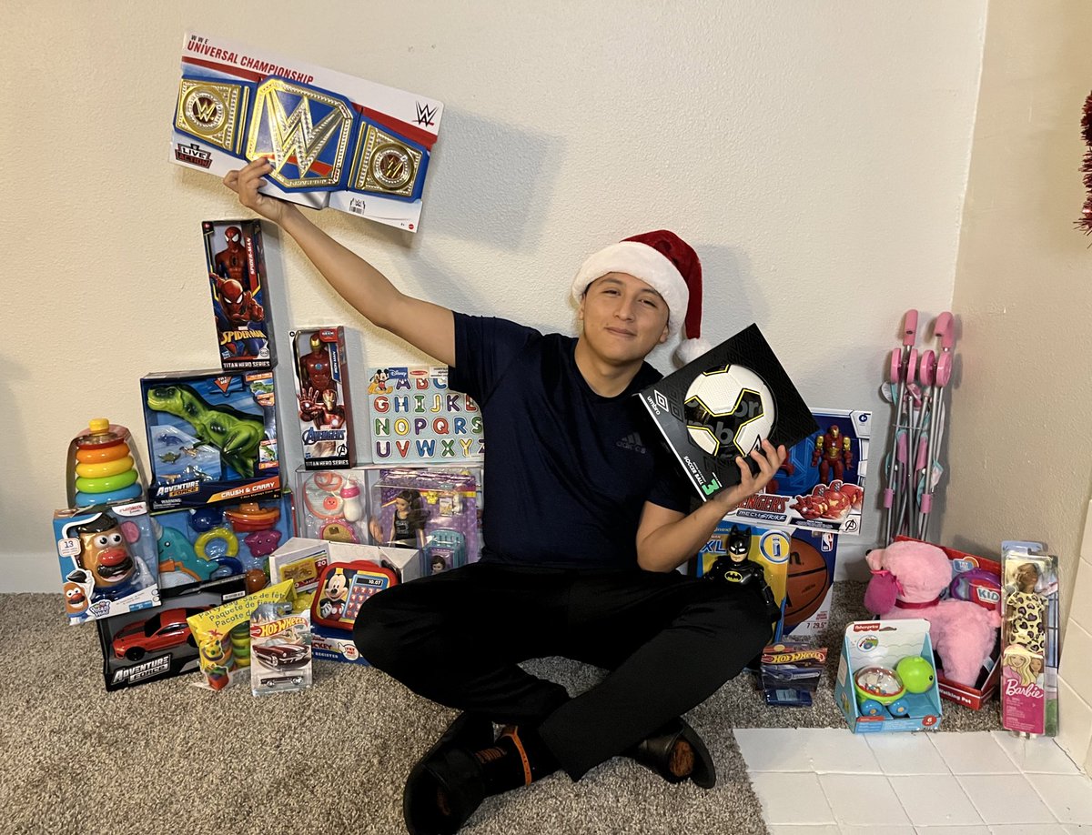 LifeOfEdgar's tweet photo. Final recap of the first anual toy and food drive! 

-50+ donations 
-$300 spent on toys and $300 was given in e-gift cards, online pick up orders and money transfers for food and toys 
-over 15 families from Oregon, Washington, California, New Mexico and Texas were helped https://t.co/Pr2mjOlt2t