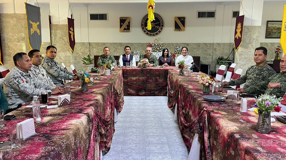 Ayer y hoy promovimos una importante reunión de trabajo sobre seguridad y desarrollo, dividida en 2 jornadas de 4 horas cada una, en la frontera norte del estado. 1/5