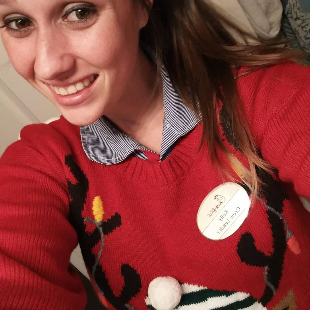 NancyCarrow's tweet photo. I've been pulling pics off @KellyCarrow phone all year. Here's a few I saved from the last few weeks. This week is already pretty tough but I'm so happy to have all these great pics and our memories together. I miss my beautiful, silly girl so much! ❤🌻 #KC #51weeks https://t.co/MQ1yYzmKRt