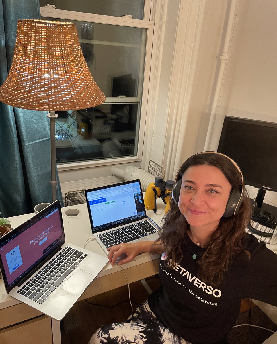 cigdemoztabak_'s tweet image. NFT, Metaverse ve Crypto konustugumuz, yerli ye global projeleri tanidigimiz, sektorden insanlari konuk ettigim yeni bir podcast serisine basladim. Meta Cafe bu hafta ilk konugu @bekircagricelik ile tum podcast mecralarinda yayinda olacak. #metacafe #NFTs #podcast @ninjasquadnft