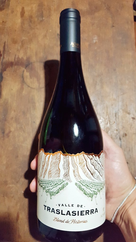 Es inminente el despacho de vinos cordobeses puerta - puerta a capital y provincia de Bs As.
Voy a brindar por eso con esta maravilla.