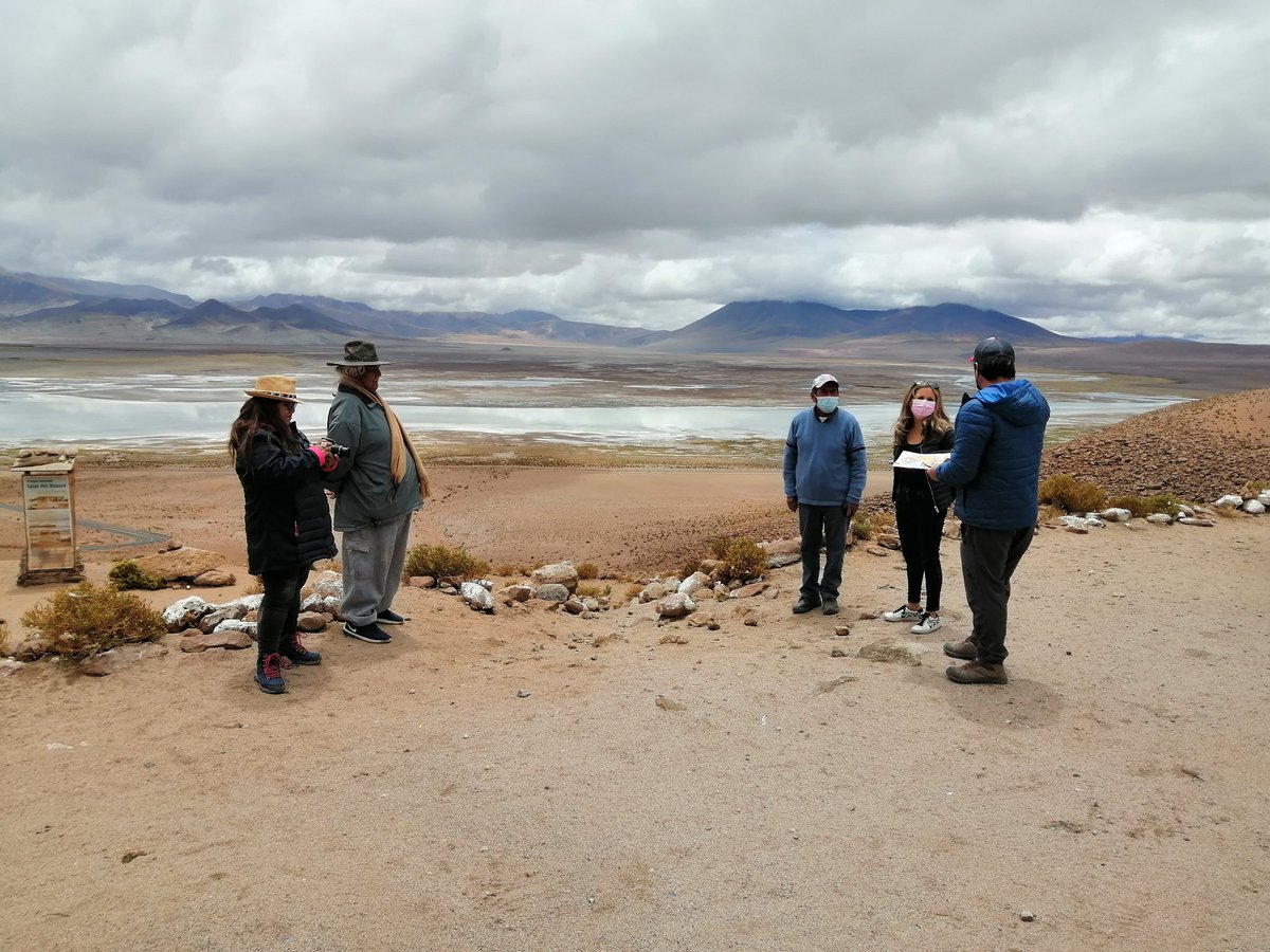 Hoy en Laguna Salar del Huasco junto a comunidades indígenas y al municipio de Pica, para apoyar en proyectos de protección y puesta en valor de este hermoso lugar. #PlanNacionalDeProteccionDeHumedales 2018-2022.
