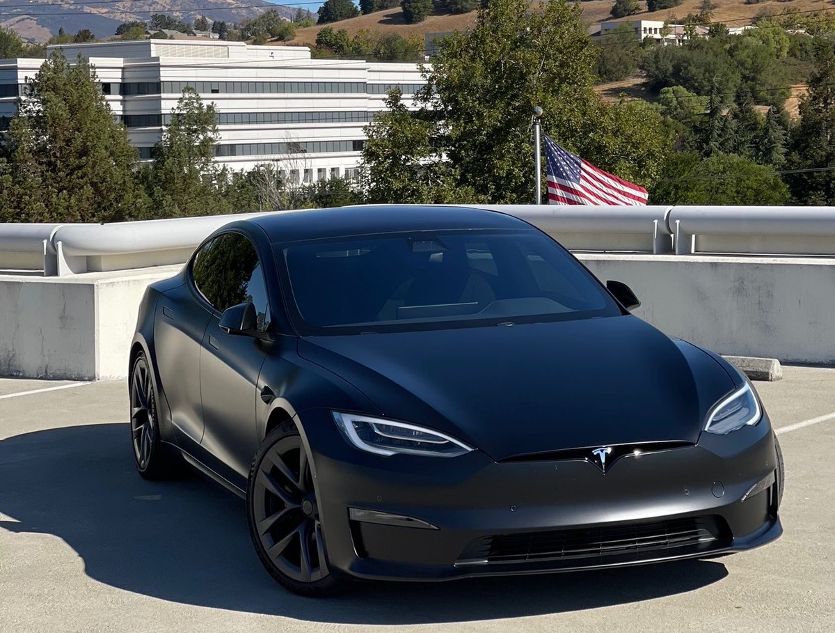 BLKMDL3's tweet image. Dope or nope? 
#tesla #ModelSPlaid