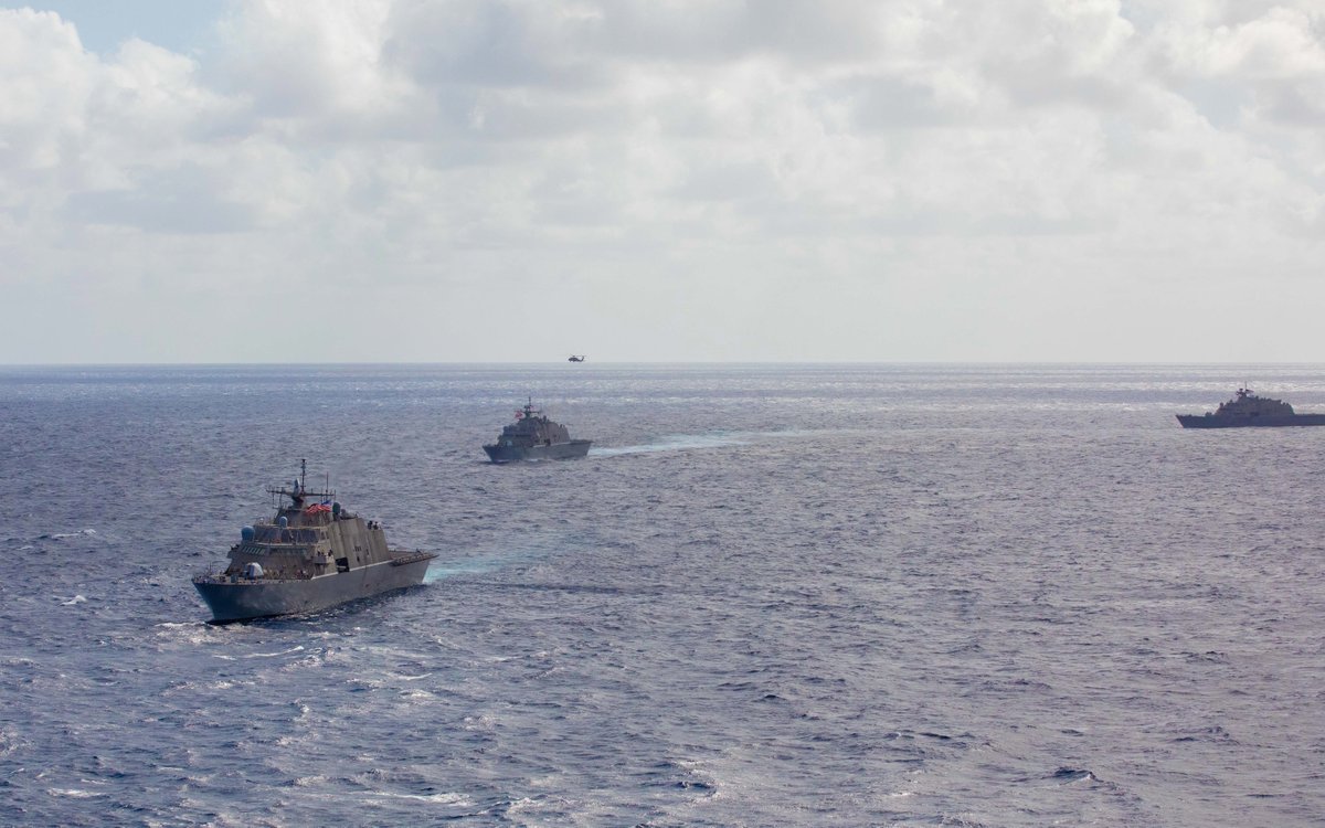 USNavy's tweet photo. Seeing triple. 💪💪💪 

📍 ATLANTIC OCEAN -- The Freedom-variant littoral combat ships USS Milwaukee (LCS 5), USS Billings (LCS 15) and USS Sioux City (LCS 11) conduct maritime operations while deployed to the U.S. 4th Fleet area of operations Dec. 16, 2021. https://t.co/NSWdhtlYO8