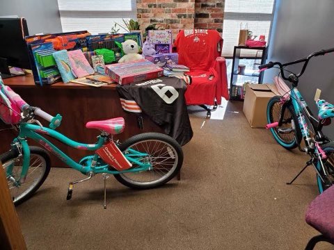 Thank you Columbus Worthington Air for your kindness and generosity by adopting a Scioto Family for the holidays!