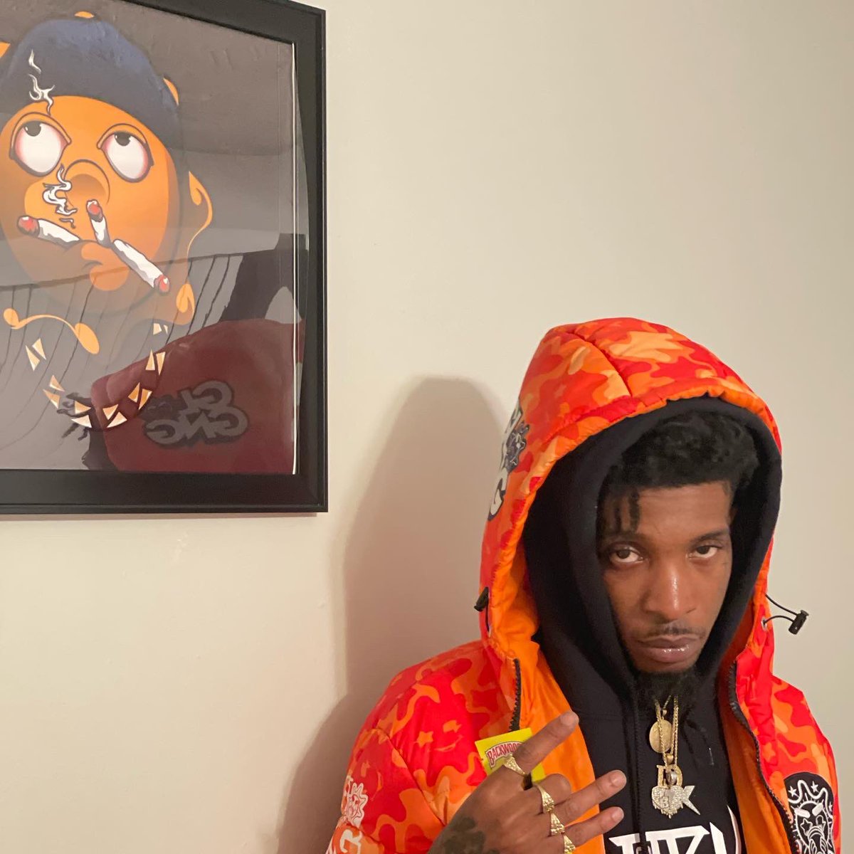 DCHerbo4's tweet photo. Ending what i started. #RipMainG #RipSelf NEW VIDEO OUT NOW IN BIO #Glob4LHotBOY 🦍🔥 NEW HOUSE UPDATE OUT NOW: https://t.co/x6taHpCCA1 https://t.co/4zPwrF0cNW