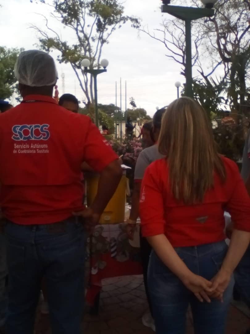 SACSAPURE's tweet photo. #21DIC21 SACS APURE estuvo presente en la PRIMERA EXPO FERIA DEL MOVIMIENTO DE EMPRENDEDORES DEL MUNICIPIO BIRUACA del ministerio de comercio, con la finalidad de atender y apoyar todas y cada una de estas iniciativas de emprendimiento.
#BIRUACATIENECONQUE https://t.co/maASSYvIwb