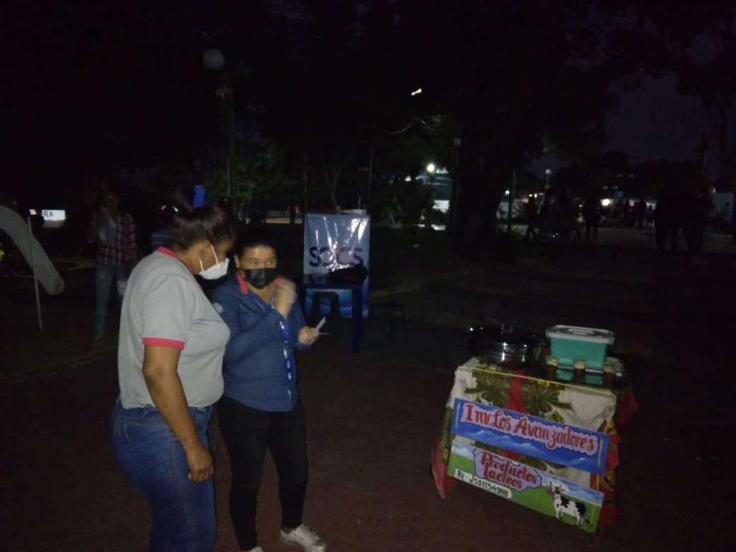 SACSAPURE's tweet photo. #21DIC21 SACS APURE estuvo presente en la PRIMERA EXPO FERIA DEL MOVIMIENTO DE EMPRENDEDORES DEL MUNICIPIO BIRUACA del ministerio de comercio, con la finalidad de atender y apoyar todas y cada una de estas iniciativas de emprendimiento.
#BIRUACATIENECONQUE https://t.co/maASSYvIwb