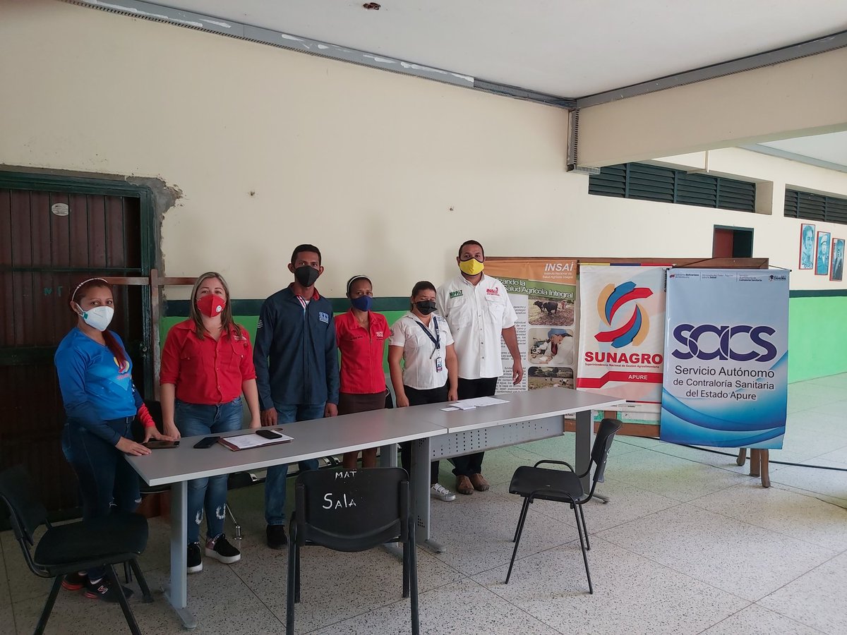 #21DIC21 SACS APURE en compañía de  SUNAGRO, INSAI, MAT, En el Marco de la MESA TECNICA DE LA CARNE DEL ESTADO APURE Realizo la PRIMERA JORNADA DE ATENCION  INTEGRAL A EL PRODUCTOR en las instalaciones del MINISTERIO DE AGRICULTURA Y TIERRA DEL ESTADO APURE.