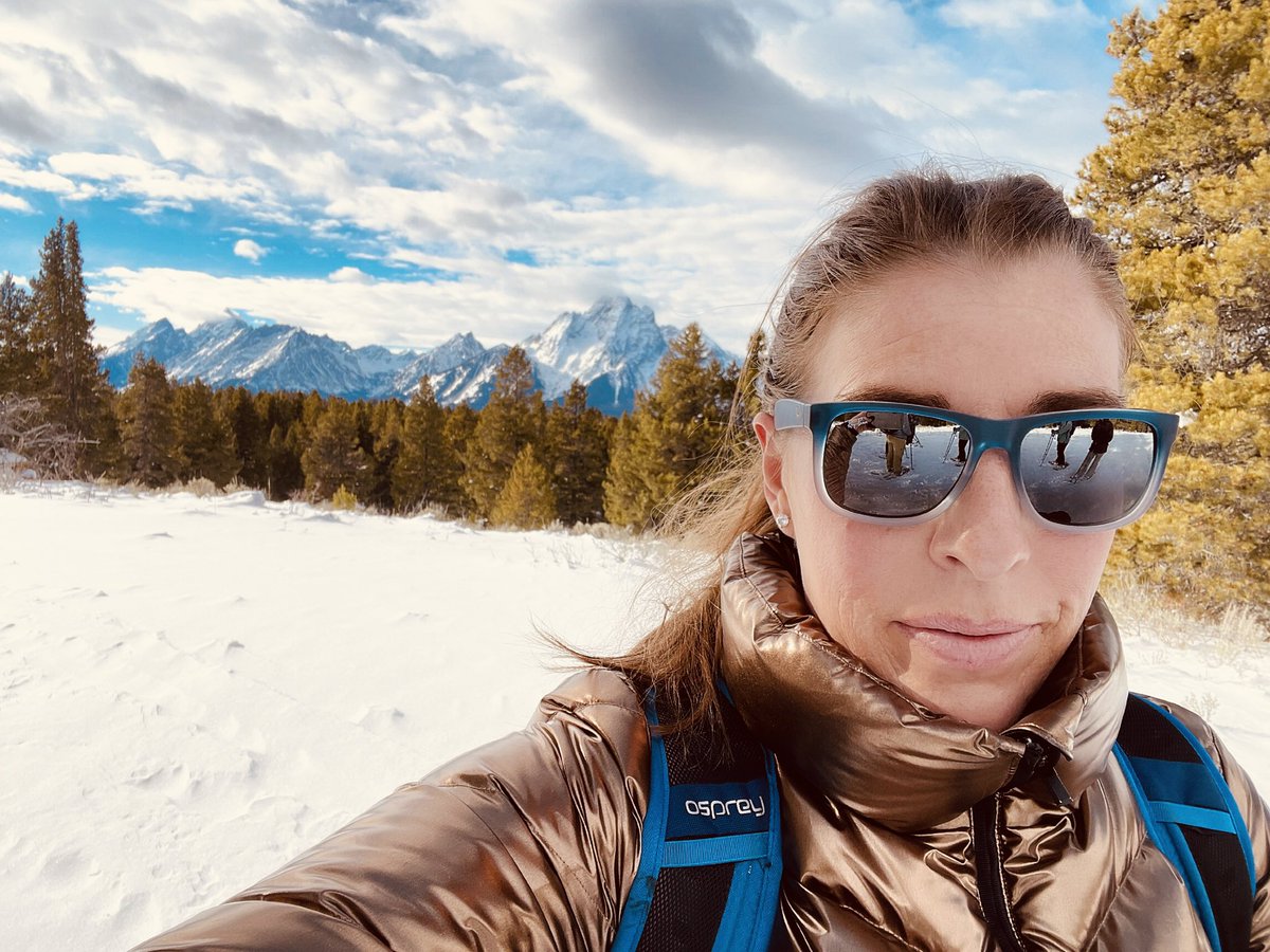 amcleod84's tweet photo. Day 3. Grand Tetons. Snowshoeing. Moose! https://t.co/XXGzlthm0F
