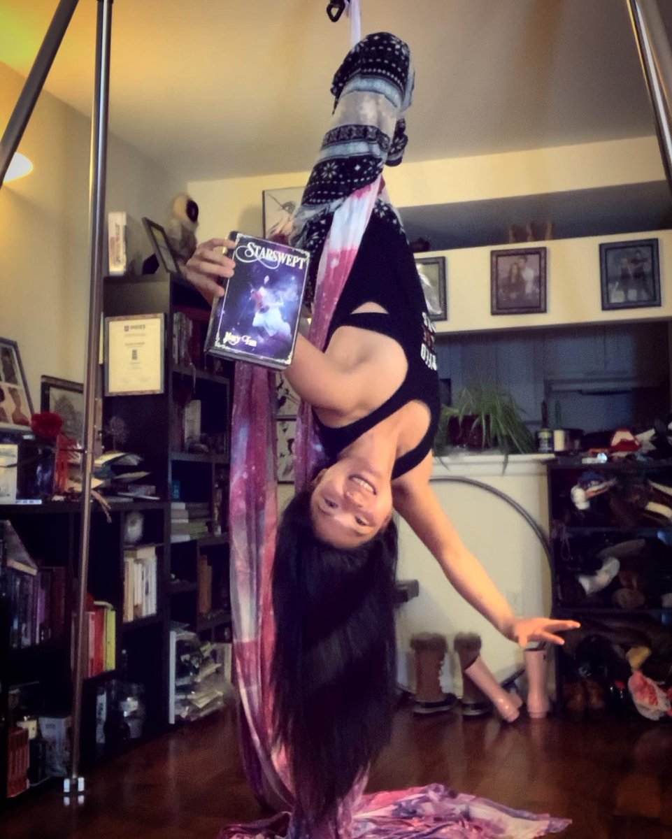 AstralColt's tweet photo. Noticed that my fabrics match the #Starswept cover so of course I had to stage a pic. 🎻✨🦋
Why yes, I am still procrastinating on revising my work-in-progress, why do you ask? 😇 https://t.co/3BSkeia9I9