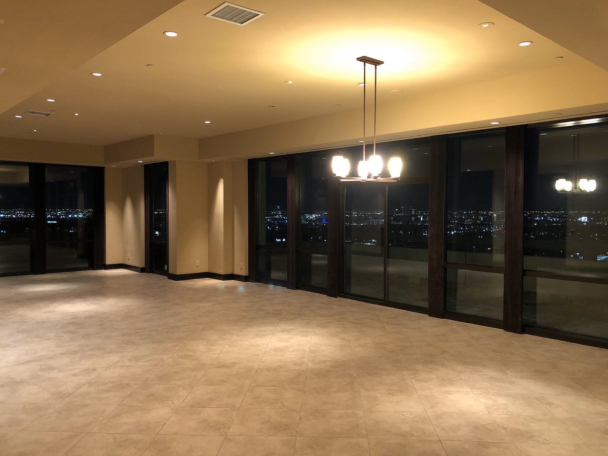 benwegmann's tweet photo. Thinking about this Dallas penthouse at night time https://t.co/stFI8sCP7T