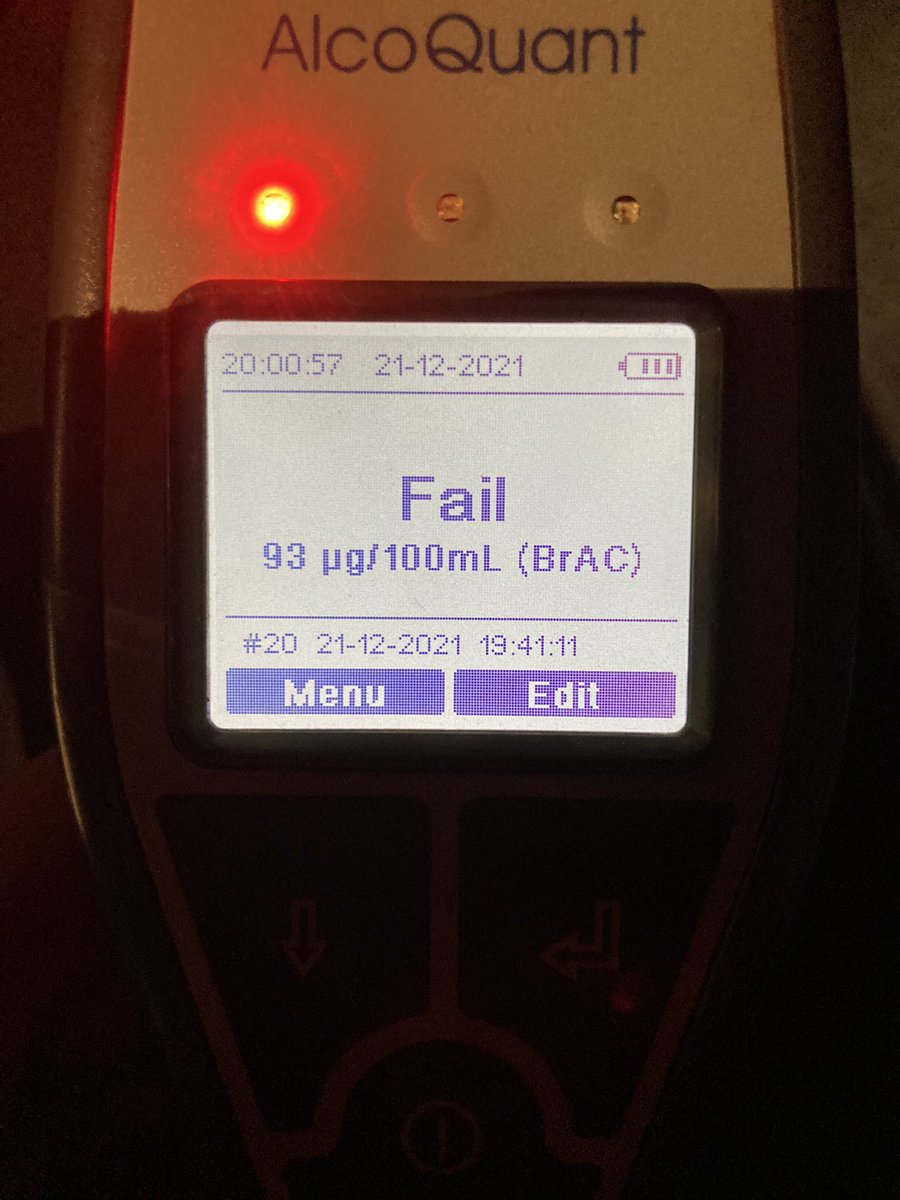 roadpoliceBCH's tweet photo. Cambridge.
Witnessed some appalling driving on the M11. This reading explains why.
The driver blew 79ug in custody and is now sobering up in a cell before being charged.
351830/351491/411883
#fatal5
#dontdrinkanddrive https://t.co/13tBt4uAfZ