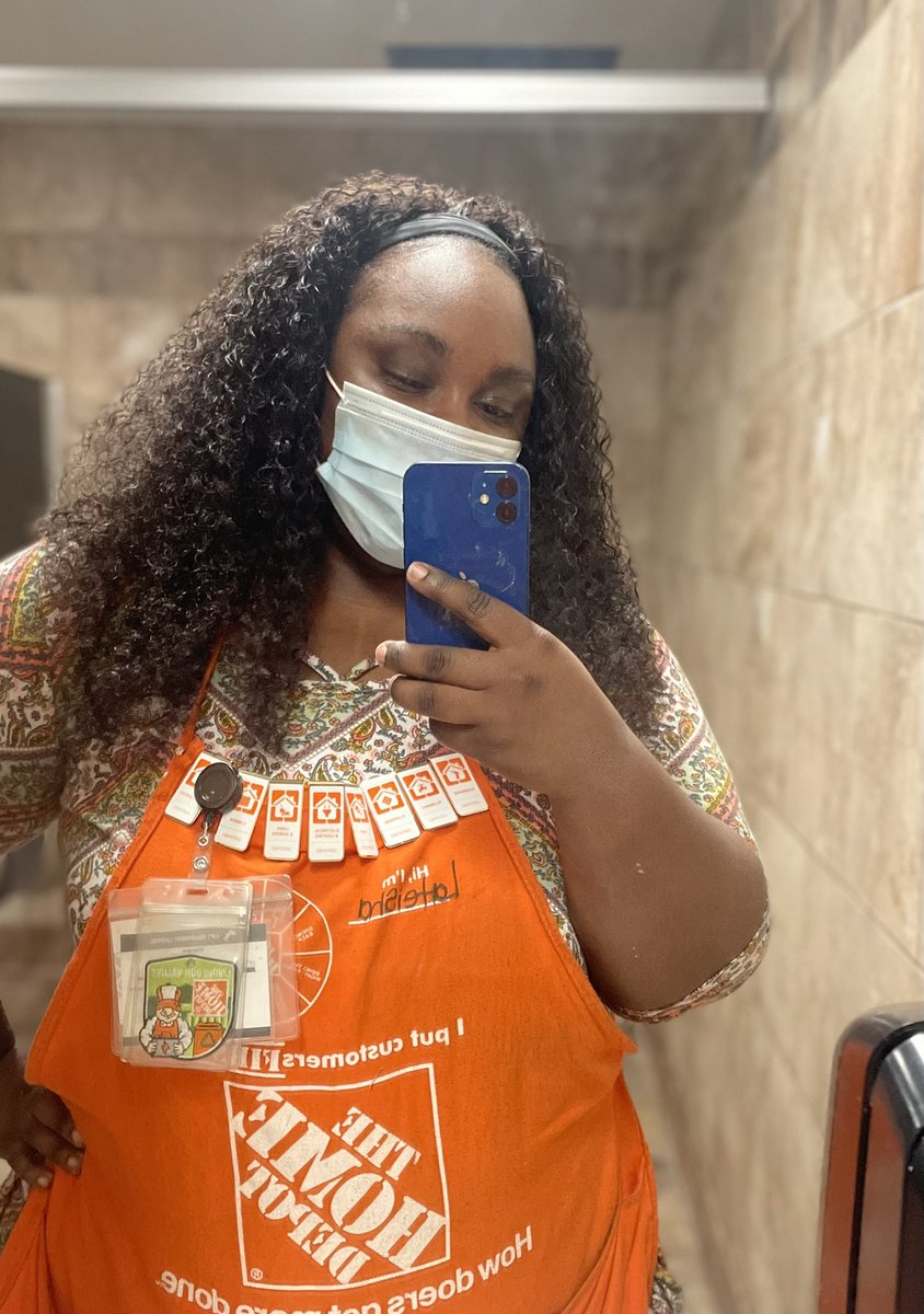 LateishaHarris2's tweet photo. I Finally got all my pins 🤗. I’m now PK certified in every department! When I started in Homedepot almost 10years ago I didn’t know the 1st thing about home improvement. Now I know my store like the back of my hand,thanks to the #pocketguide https://t.co/4LEKWkqaAT