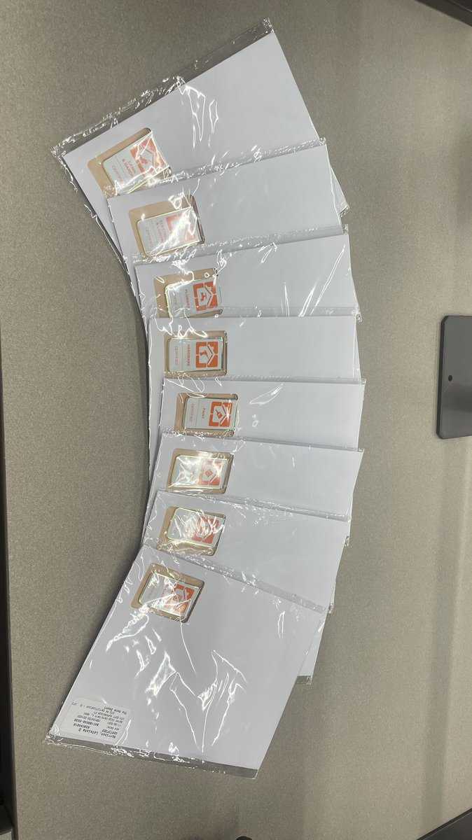 LateishaHarris2's tweet photo. I Finally got all my pins 🤗. I’m now PK certified in every department! When I started in Homedepot almost 10years ago I didn’t know the 1st thing about home improvement. Now I know my store like the back of my hand,thanks to the #pocketguide https://t.co/4LEKWkqaAT