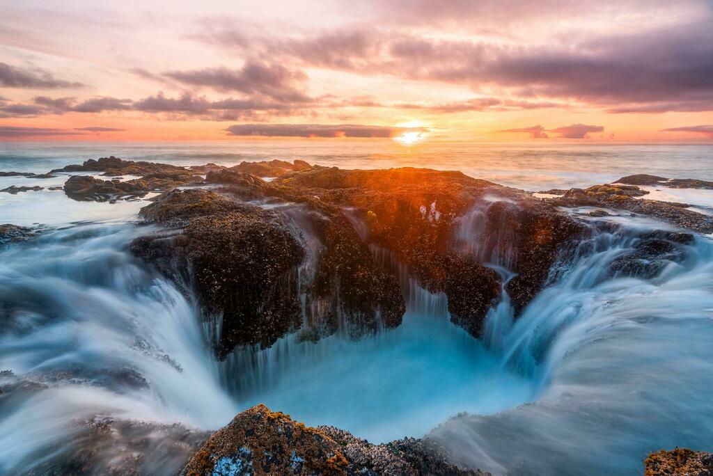 Oregon Coast - Thor's Well [OC][2550x1704 Love photography? Subscribe to our channel: https://t.co/snSwhtZFHD #nature #earth #photography https://t.co/Reruxr2kKd