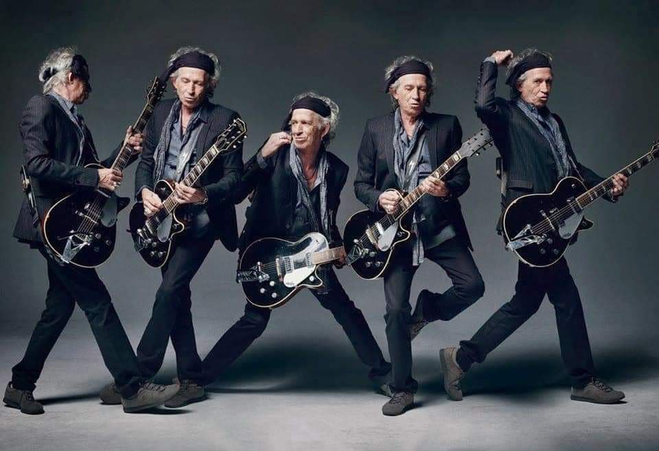 "La música es una necesidad. Después de la comida, el aire, el agua y la calefacción, la música es la siguiente cosa necesaria en la vida. Simplemente, tocar un tema es un lujo.”

- Keith Richards