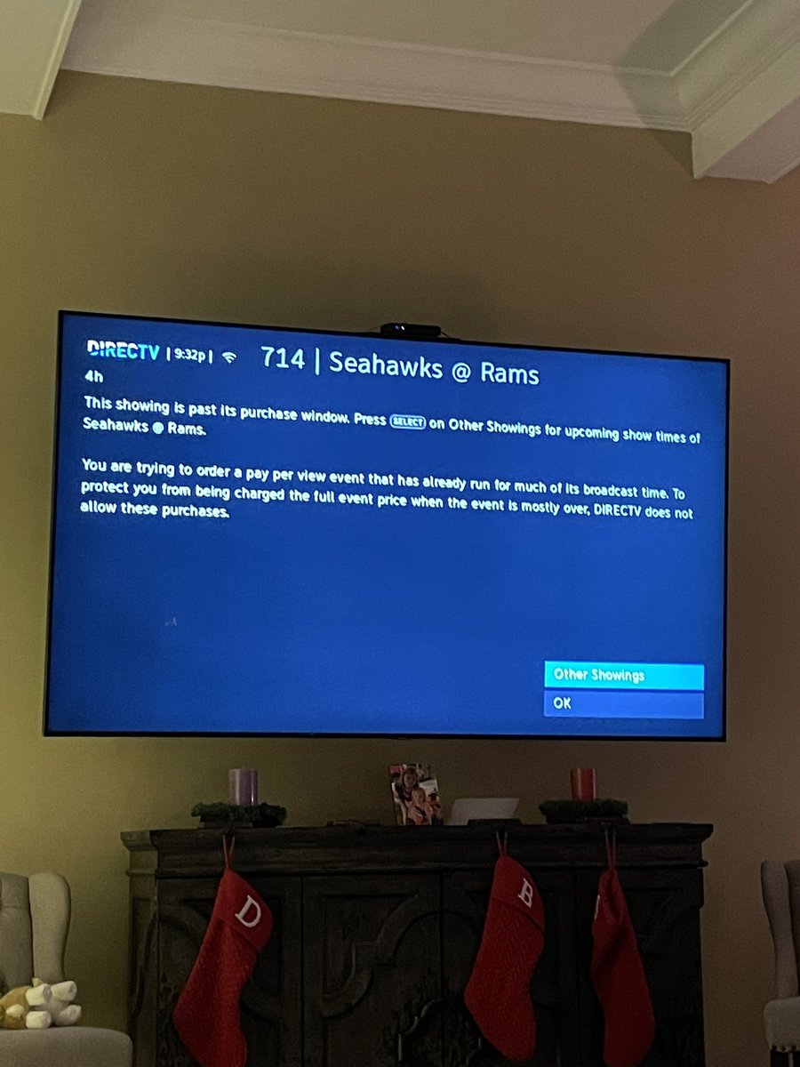 DannyJohnsonJr2's tweet image. Looks as though @DIRECTV is having problems with Sunday Ticket tonight. Obviously…. Not good….