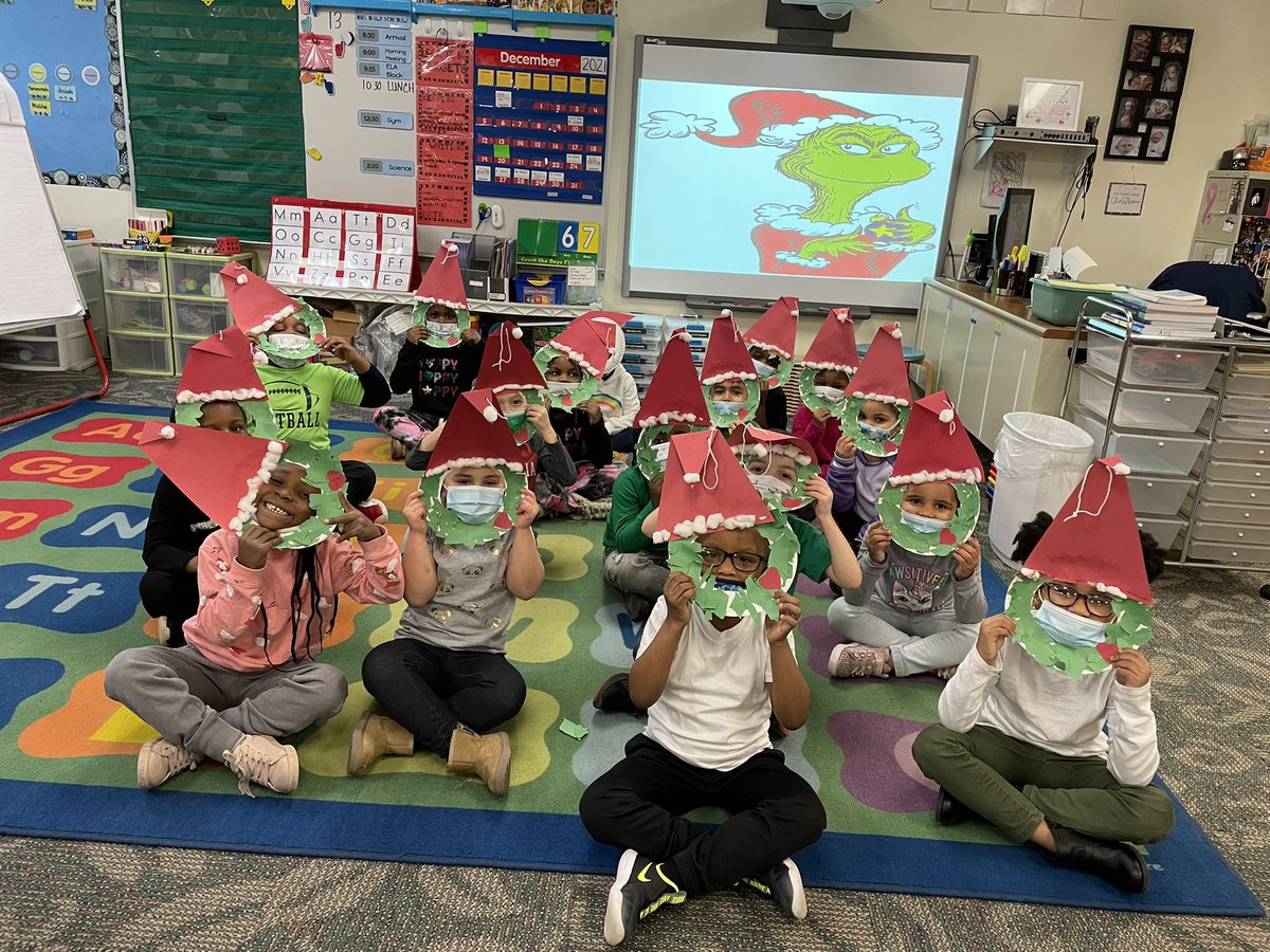 frenzel_debby's tweet photo. Grinch wreaths in kinder for school spirit week @rcsdsch33, @RCSDNYS, @melody1987davis https://t.co/w8SGXXIFLb