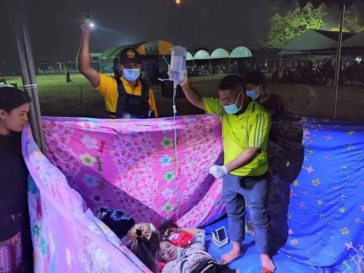 NimrodAndrew's tweet photo. A baby was born at the temporary refugee shelter at Mae Sot two days ago. #Refugees #WhatsHappeningInMyanmar https://t.co/AJWMuQ7tue