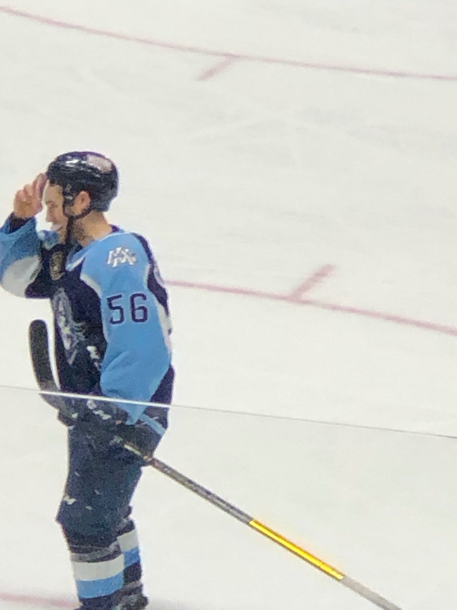 mapamukcu's tweet photo. Bmo bank center Rockford IL #Milhockey #adswin shutout woohoo @E_RODRIGUEZ_IG https://t.co/IwxklVTchx