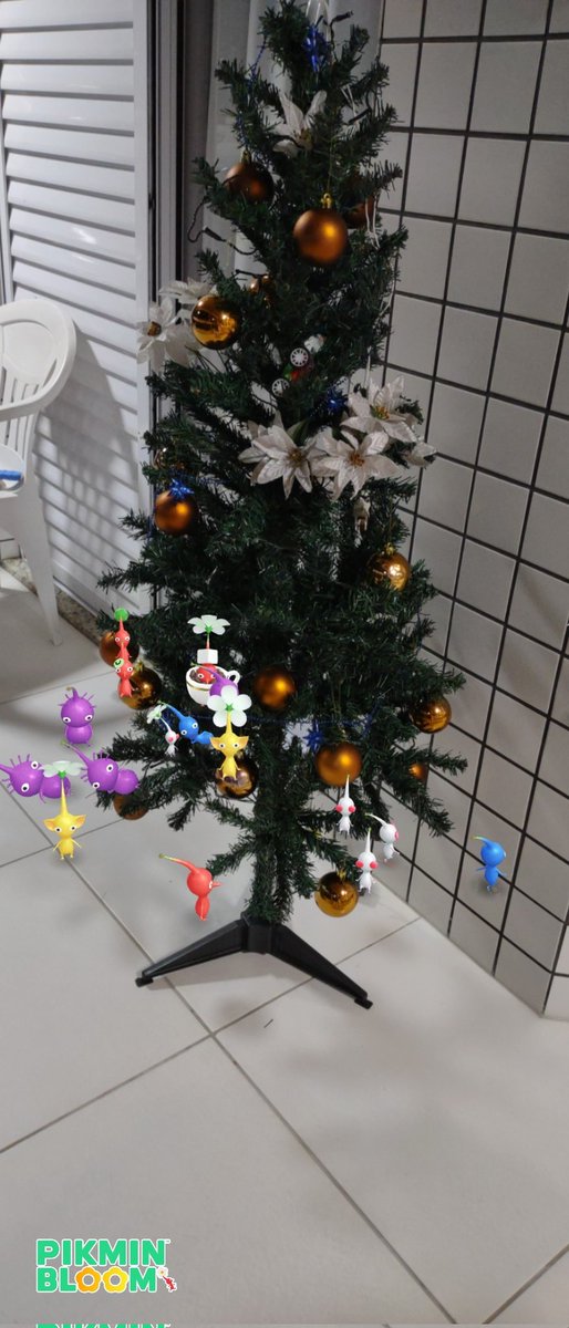 rmelfi's tweet photo. #HolidayWithPikmin

@PikminBloom https://t.co/XpwZRe5kJ1