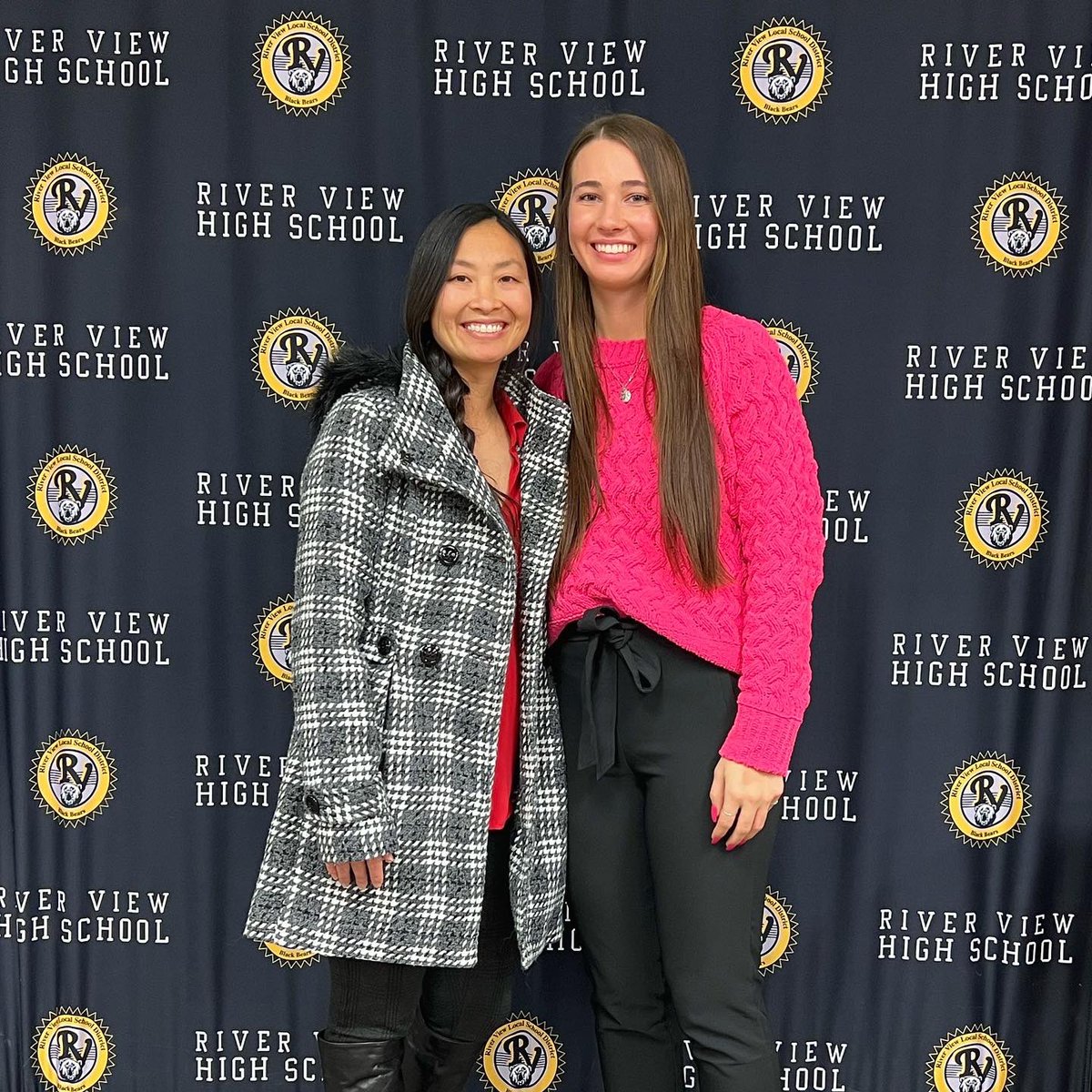 A big SHOUTOUT to <a href="/EmmieBrenly/">Emmie Brenly</a> for being inducted into the River View High School ★ʜᴀʟʟ ᴏꜰ ꜰᴀᴍᴇ★ 

We are PROUD of you Emmie! <a href="/OhioChristian/">Ohio Christian University</a> <a href="/OCUtrailblazers/">OCU Trailblazers</a> #BlazerNation #HallofFame