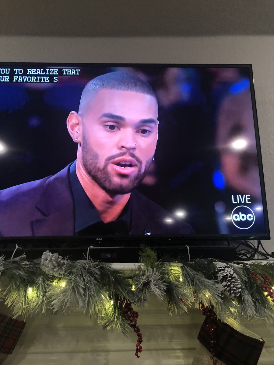 BigFoot3434's tweet photo. #BacheloretteABC #bachelorette  #thosebrows  it seems his eyebrows look a little softer tonight than earlier in the season. https://t.co/XaB46ivKmA