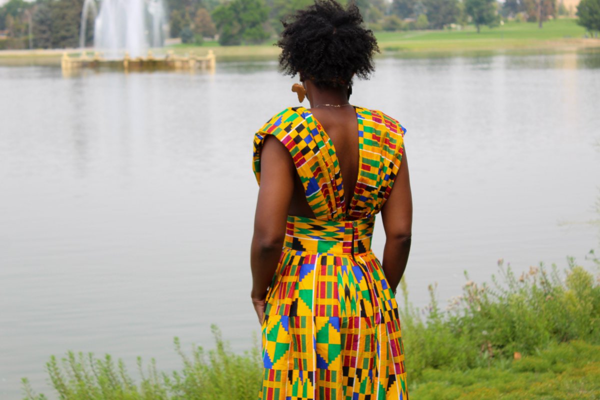 NubianThreadz's tweet photo. Always divine &amp; dipped in culture
#naturalgoddess #ankaradress  #matchingheadwrap https://t.co/WU8WDgNo5d