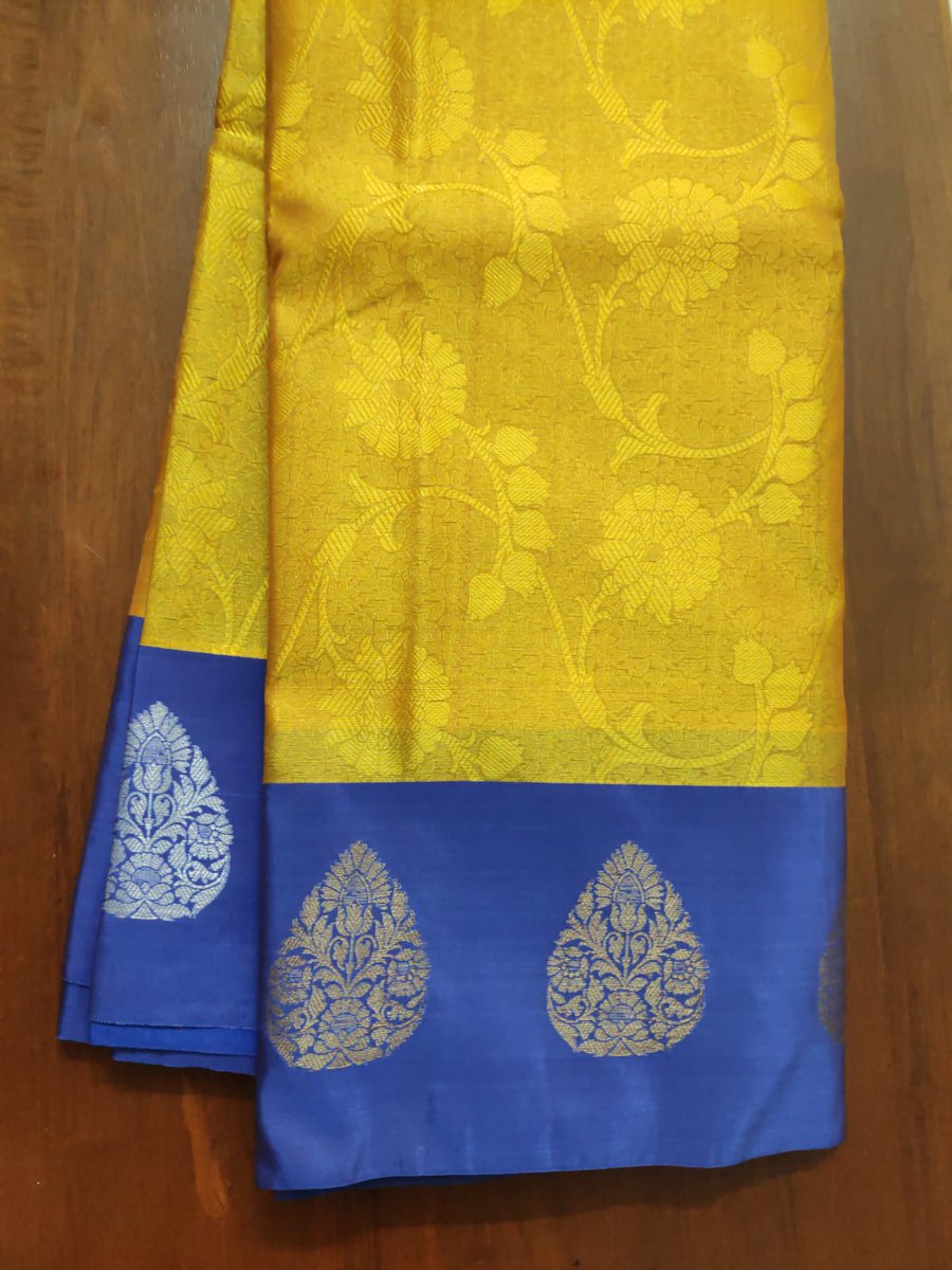 kavya_stylein's tweet image. *Year end mega sale*
Material : Kora Muslin 
*Pick any @ 799+shipping*
Double warp Kora at Unbelievable price 
*Only limited stock.* Offer only till stock exist
Stocks available  🎉🎉🎉🎉🎉🎉🎉🎉🎉
*Premium double warp Kora muslin*
*Ready to dispatch same day*
#2ktrends